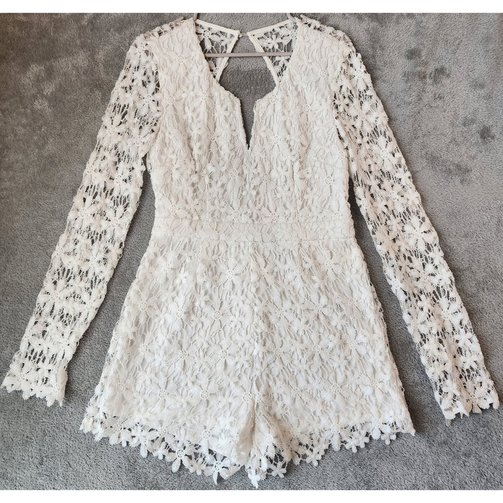 Southern Fried Chics Romper Womens Medium White Floral Long Sleeve Open Back